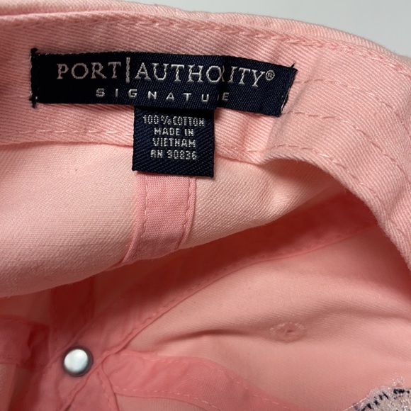 Baseball cap. New without tag - Picture 3 of 3